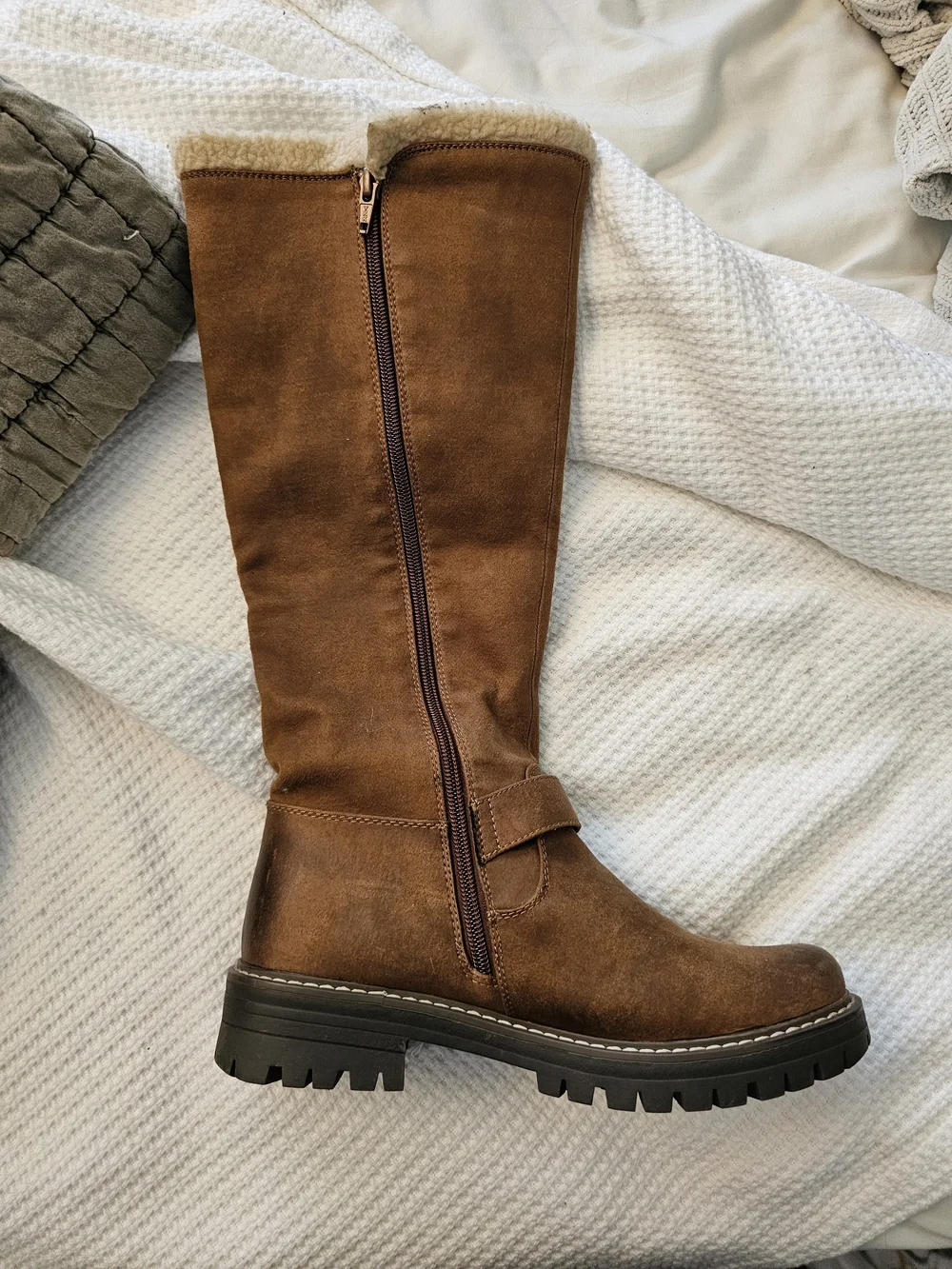 Cliffs by WHITE MOUNTAIN purchased these